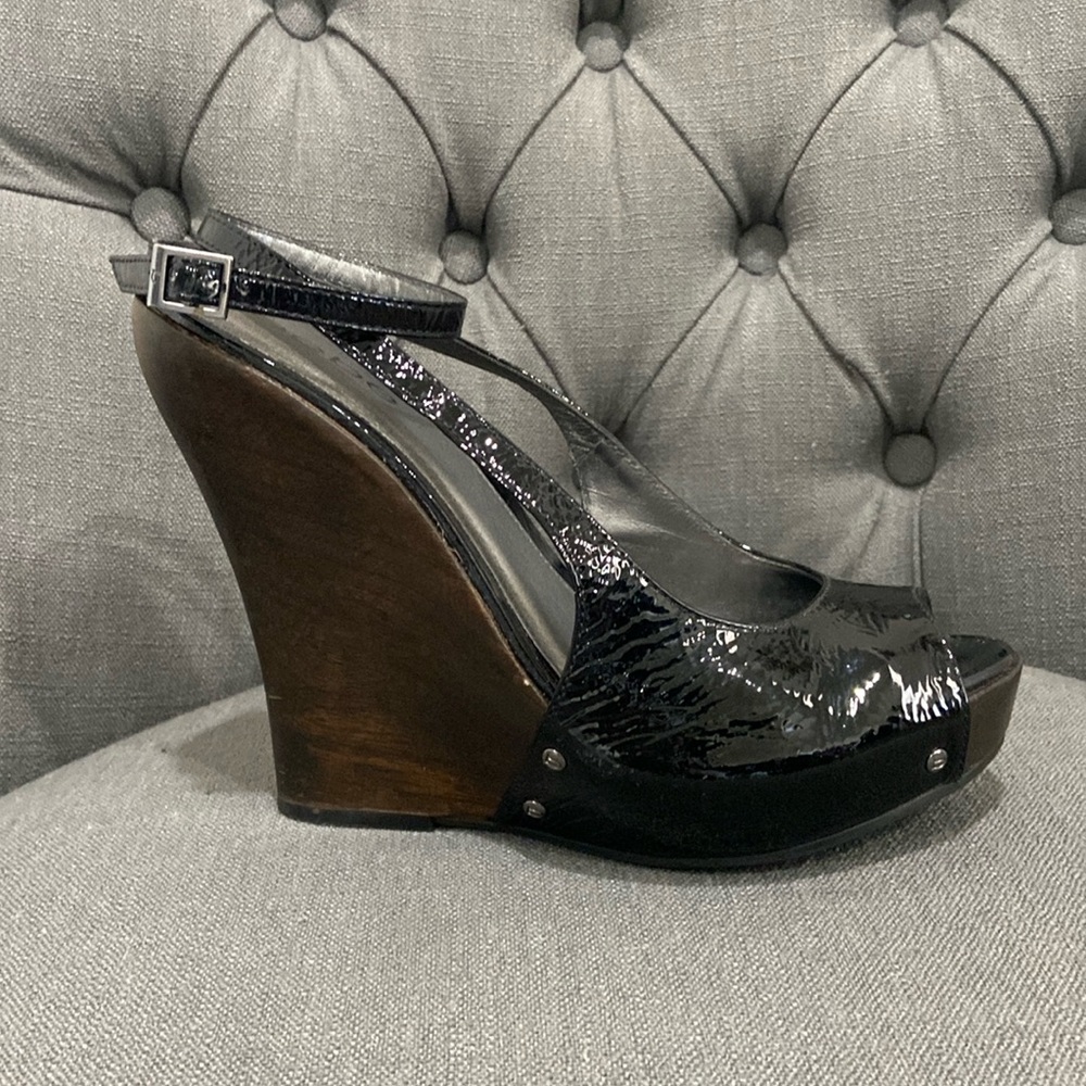 Bebe wooden wedge